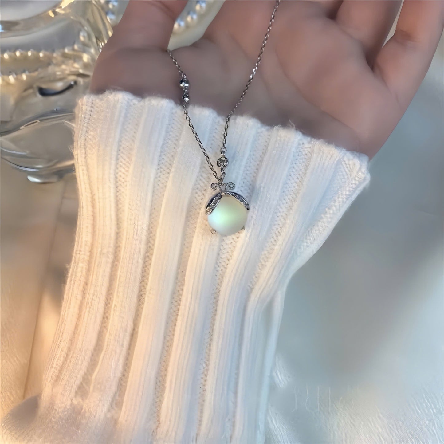 Firefly Glow Necklace