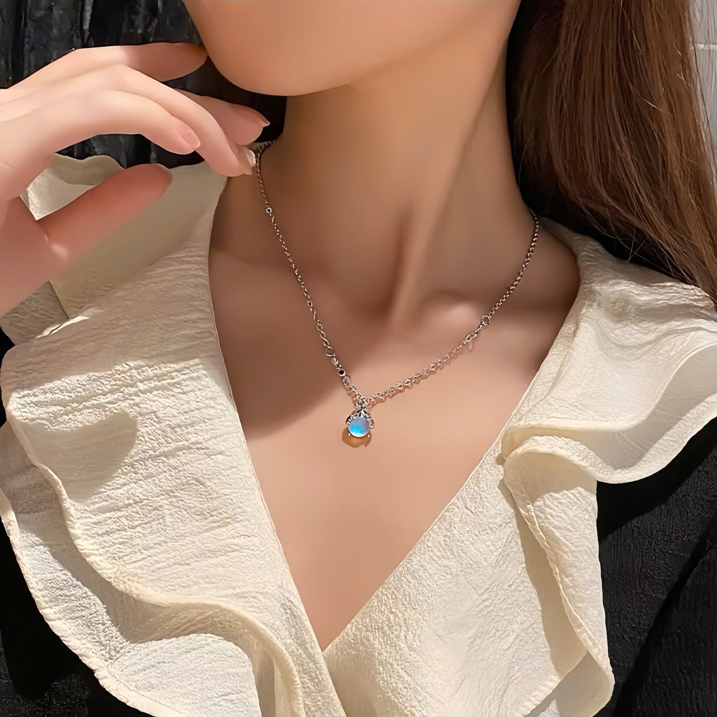 Firefly Glow Necklace